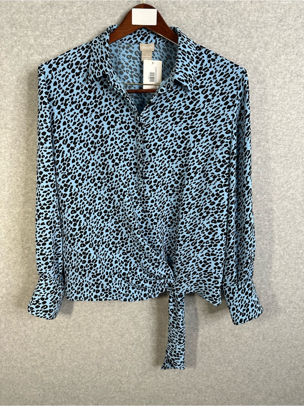 Chicos Classic Fit Button Front Blouse Leopard Print With Side Tie Accent Size 3